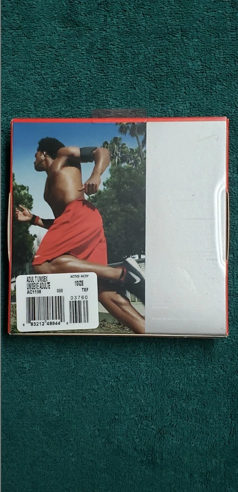 Nike Sport Armband Brassard for iPod Nano Black Adult Unisex - Image 2 of 4