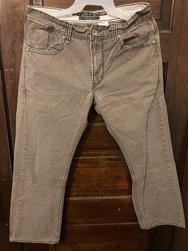 Levis This Is A Pair Of Levis Size 34x30 Straight Fit Distressed Jeans. No  Rips | eBay