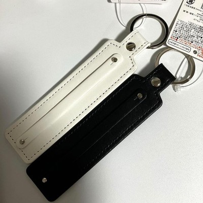 PEN Cane Do Name Tag White Black   Collectible Keychain Tag Set, 2Piece,