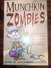 Munchkin Zombies gioco di carte fantasy di Steve Jackson