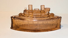 EAPG. Amerikanisches Pressglas Schlachtschiff - Remember the Maine Butterdose - Bernstein