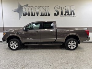 2018 Nissan Platinum Reserve Cummins 