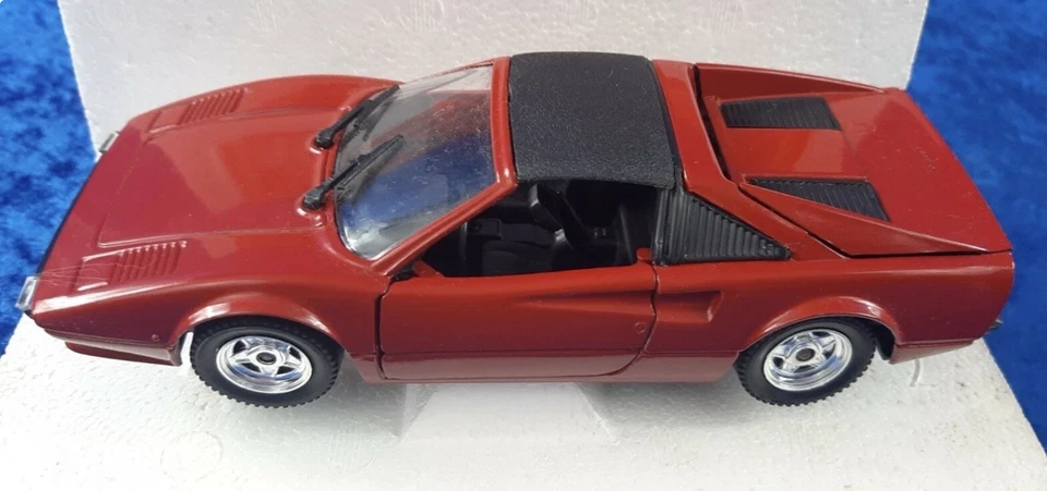 FERRARI 308 GTB POLISTIL SCALA 1/25. Nuova mai Giocata! - Immagine 3 di 4