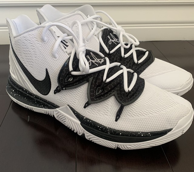 kyrie 5 tennis shoes