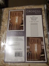 Croscill WILLOWBROOK FLORAL (Honey Suckle Yellow) Panels  New 5 available 