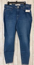 New Signature by Levi Strauss Womens Shaping Skinny Jeans 18 Blue NWT Levi's
