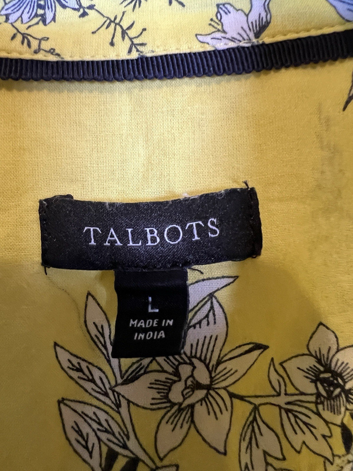 Talbots Yellow Floral Button-Down Collared Shirt.… - image 3