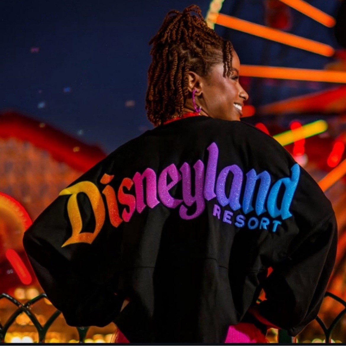 Disneyland 　アナハイム　70周年　スピリットジャージー　Mサイズ 2025 Disneyland 70th Anniversary Celebration Spirit Jersey