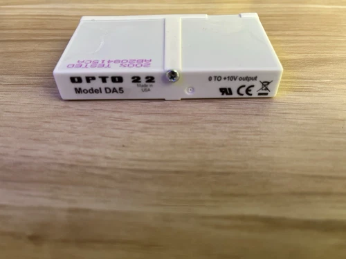 OPTO 22 DA5 Output Module 0-10 V output New