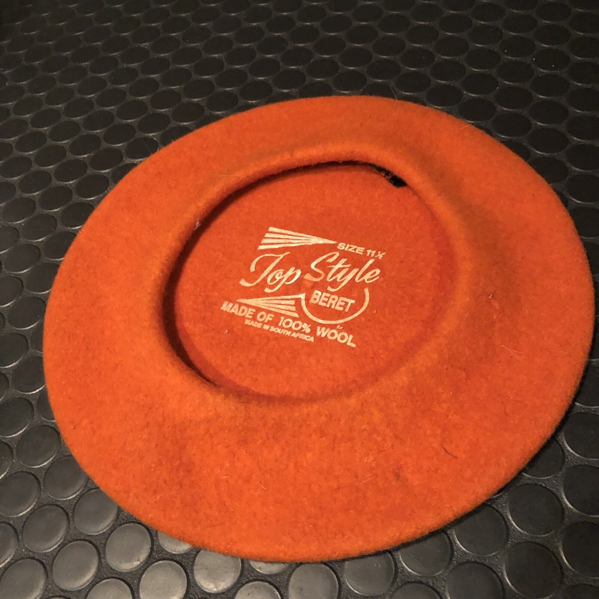 vibeca × the factory made the beret ΖΦΒ Beret – Sol II Soul