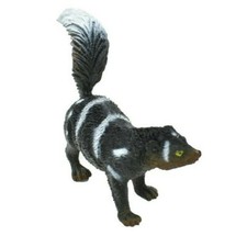 Skunk Striped 3 1/2-inch plastic Replica - F328 B112