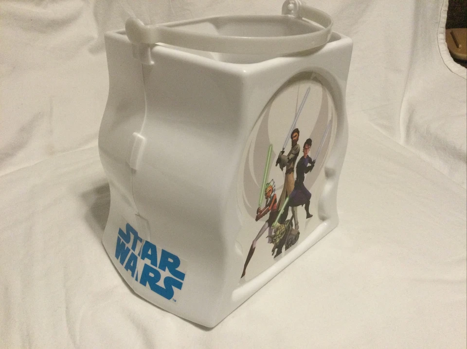 Cubo cubo de truco/trato Star Wars Rubies Costume Co Clonewars - Excelente estado Foto 3 de 4