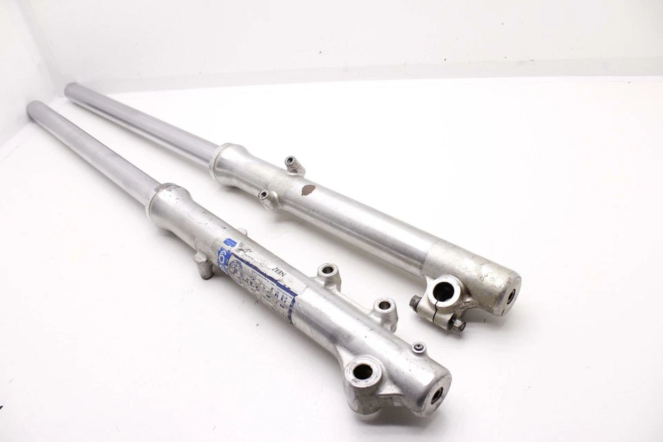 83 KAWASAKI KZ550F OEM FRONT FORKS SHOCK SUSPENSION SET PAIR R6 - Image 4 of 4
