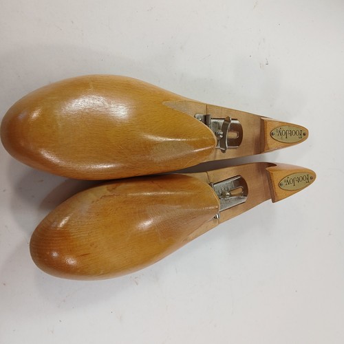 Vintage Mackay Foot-Joy  Wooden Shoe Tree Stretchers Made in New York USA Womens