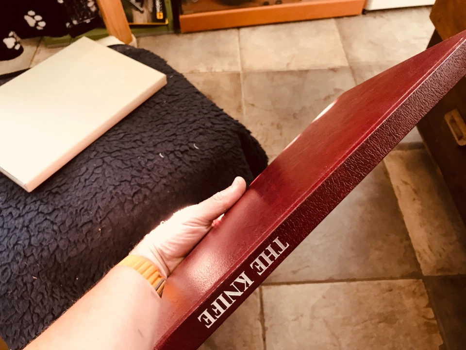 100th Anniversary of VICTORINOX BOOK “THE KNIFE AND ITS HISTORY” NEW - Image 3 of 4