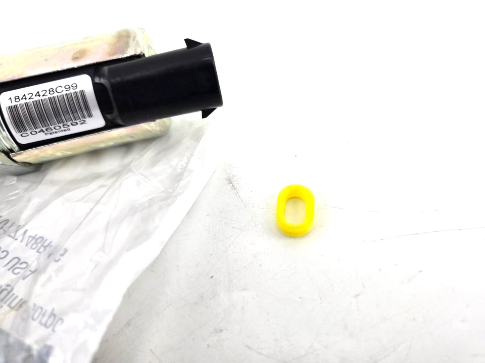 Genuine International Navistar IPR Valve Kit 1878571C94 1842428C99 DT466E - Image 4 of 4