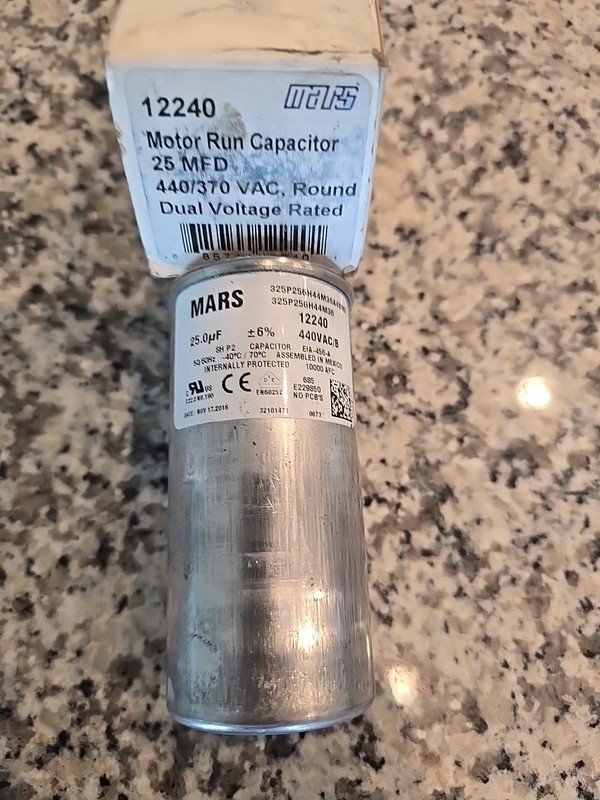 Mars 12240 Motor Run Round Capacitor 25 MFD 440/370 VAC Dual Voltage Rated