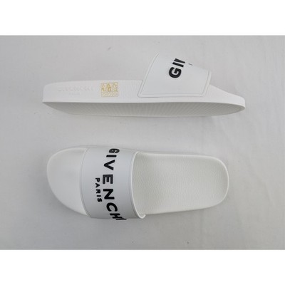 Givenchy Q:3 / Slides Sandals Slipper in White BNWB 44