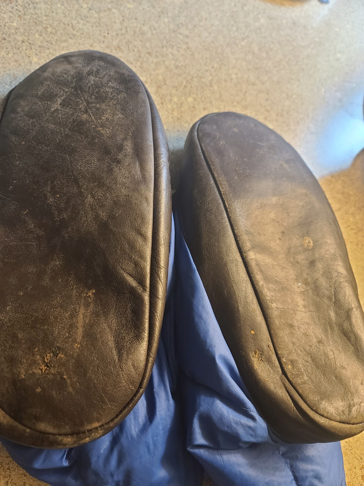 SAOLA VTG RECREATIONAL EQUIPMENT Goose Down SLIPPERS Upper Leather SOLE Size M Washabl