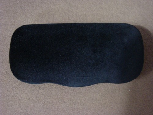 GUCCI Small Black Velvet Hard Clamshell Case NEW!!! Authentic - Picture 4 of 7