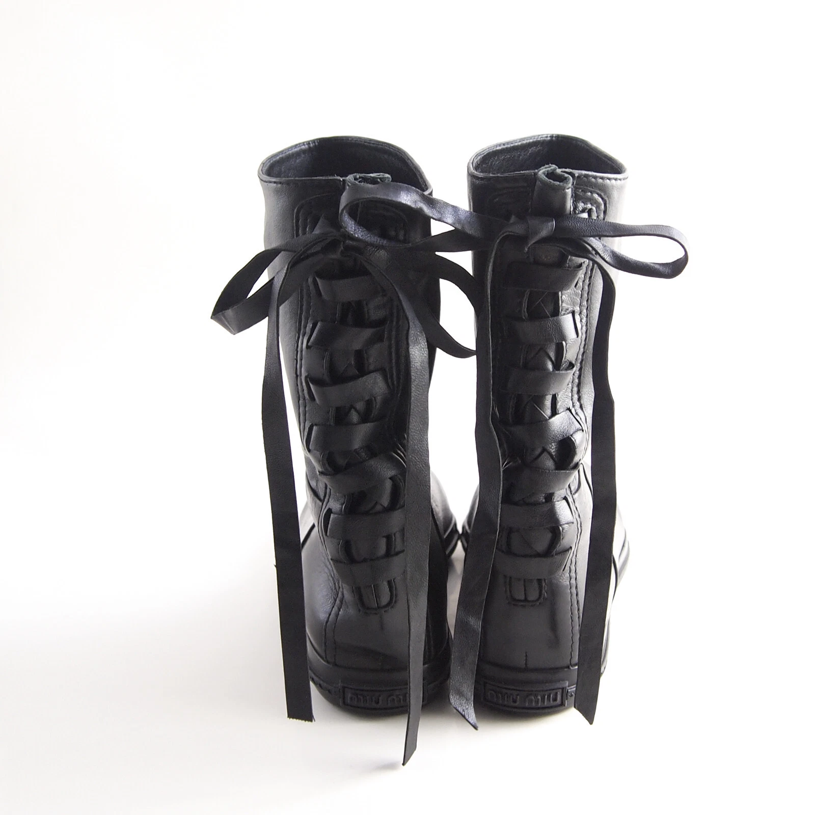 Stivaletti Miu Miu 5U9265 in pelle nera da donna taglia EU 37 US 7