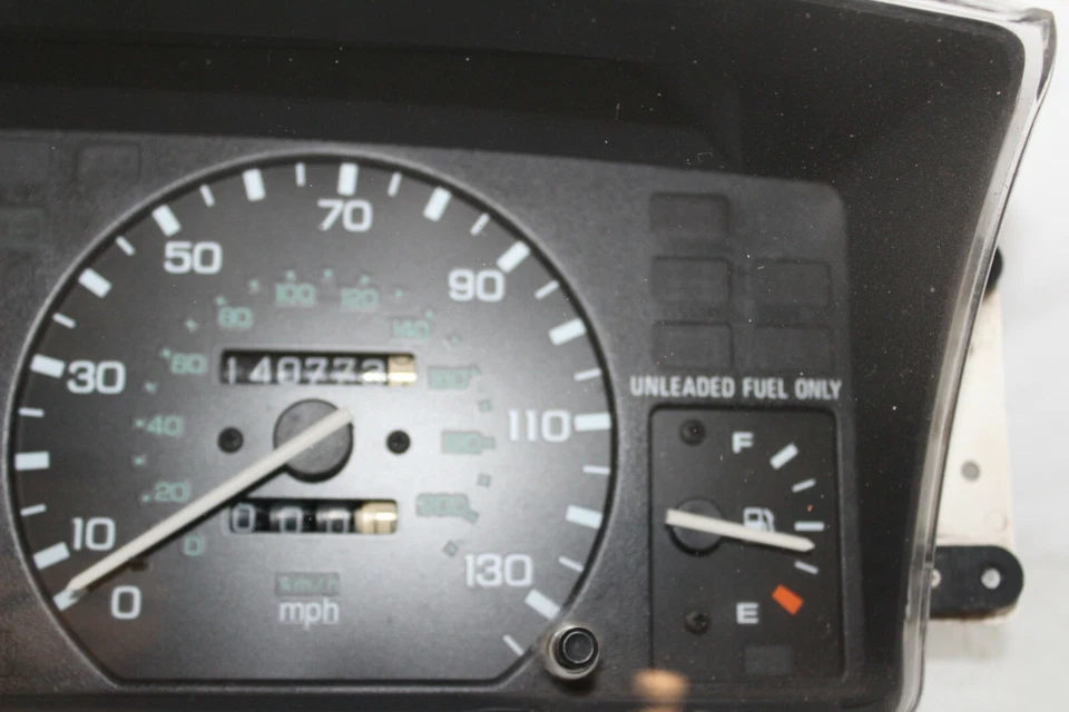 Cuadro de instrumentos velocímetro 96 97 98 99 Land Rover indicadores de panel 140.773 millas Foto 4 de 4