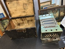 Vintage Pearl Queen Concertina Buttonbox Accordion - Aqua Green - w/ Case