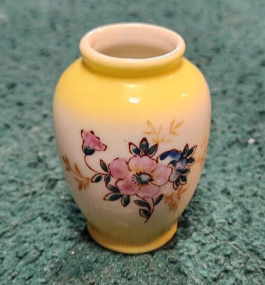 Vintage Miniature Hand Painted Porcelain Vase Flowers 2 1/2'' High Yellow & White