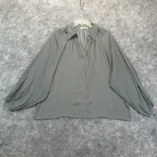 Grade & Gather Shirt Womens Medium Gray Long Sleeve Collared V Neck Pullover