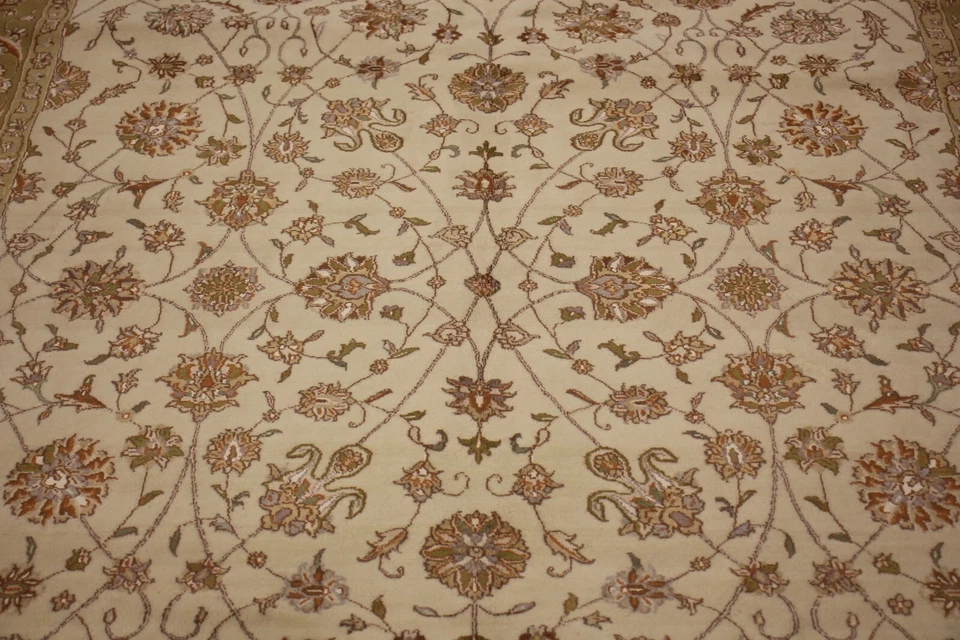 Vintage Tabrize | 6'5" x 9'8" Hand-Knotted Area Rug | Wool & Silk Blend | Floral - Image 4 of 4