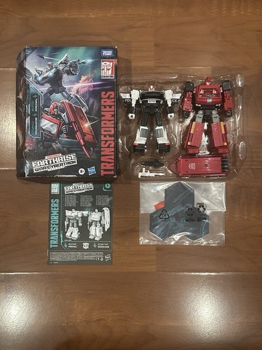Transformers Generations Earthrise Prowl & Ironhide Very Rare Amazon Exclusive