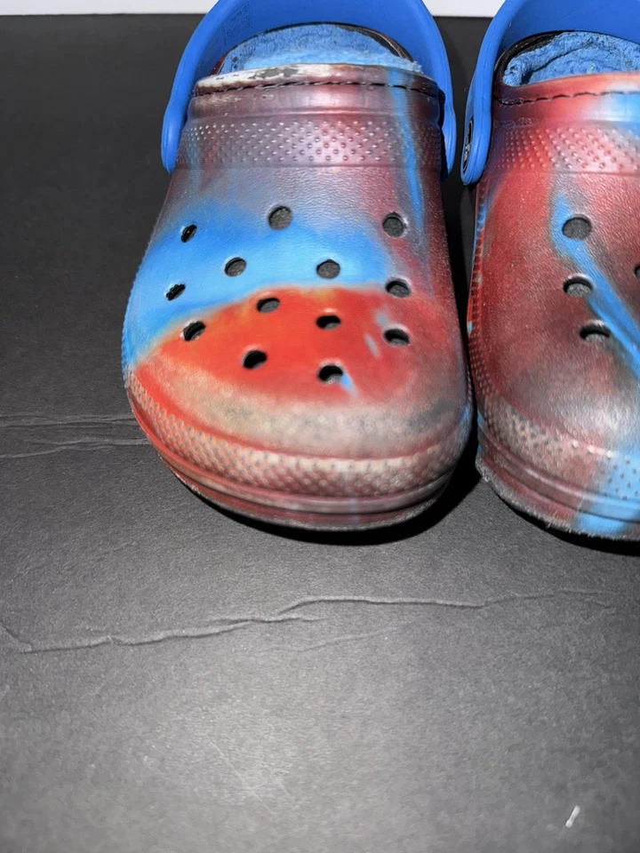 Zuecos Crocs 209349-4JL clásicos forrados fuera de este mundo unisex niños talla C8 Foto 4 de 4