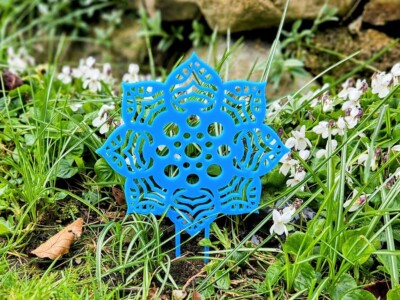 Gelbe Gartenpfahl Deko, Pflanzendeko, Topfdeko, Gartenarbeit Geschenk Gran