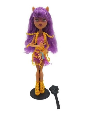 clawdeen wolf purple hair