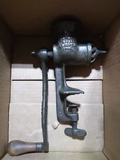 *ANTIQUE* Meat Grinder / Food Chopper Universal Number 1 - Cast Iron & Wood