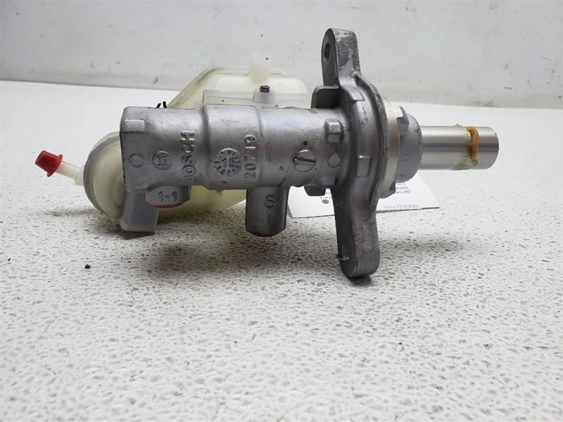 2016 Mazda CX-3 Brake Master Cylinder OEM DBY9-43-40ZB | eBay