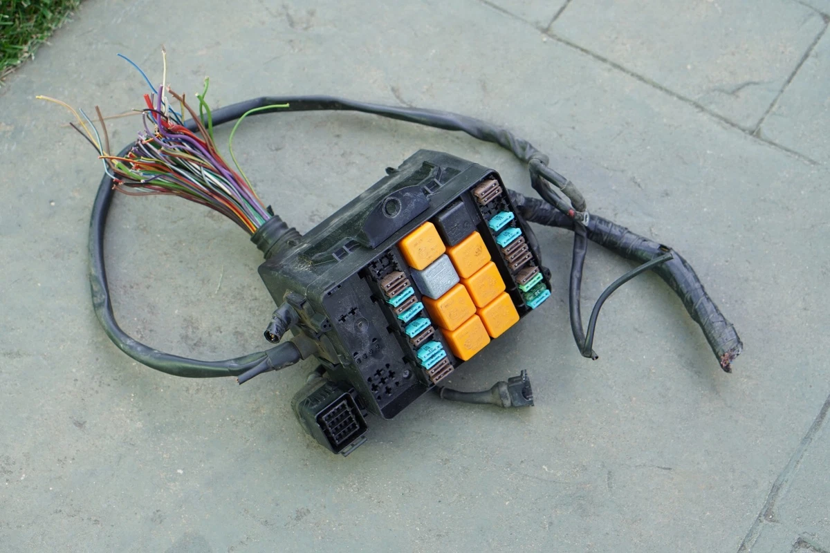 BMW E30 Full Fuse Box Diagram With Location Details, 48% OFF
