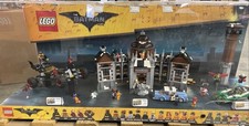 The LEGO Batman Movie 70905 & 70903 & 70912 2016 Store Display Rare