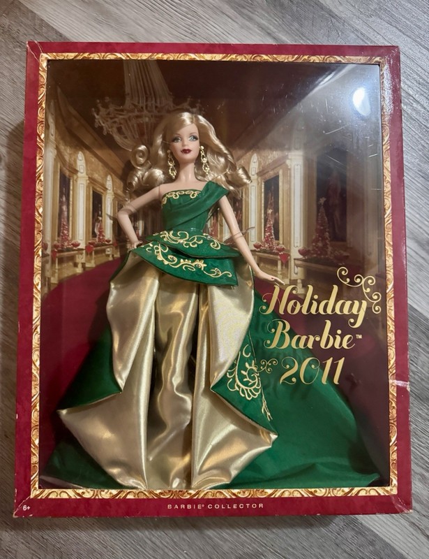 Mattel Holiday Barbie 2011 Collector Doll Blonde Blue Eyes 12" T7914