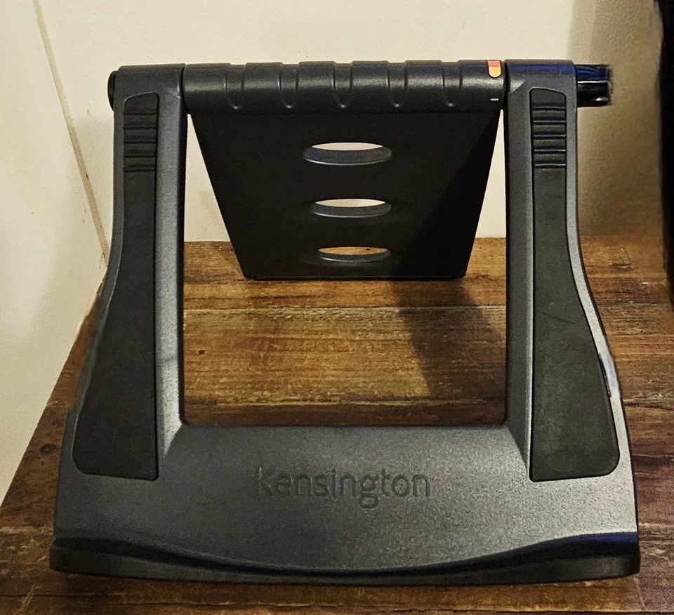 Kensington Easy Riser portable laptop stand, 12 inch-17 inch devices, adjustable - Image 2 of 4