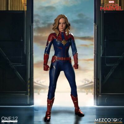 Mezco Toyz Captain Marvel Superheld Comics One:12 Collective Action Figur 76670