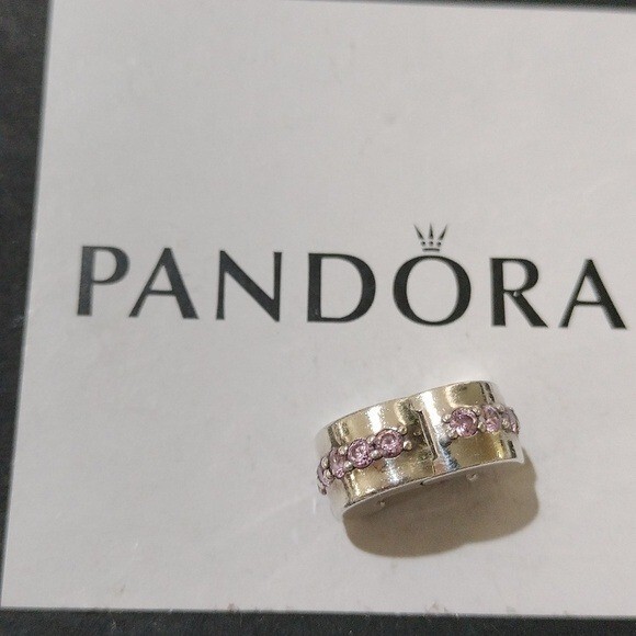 Pandora Shining Path Clip with Pink Zirconia 791972pcz