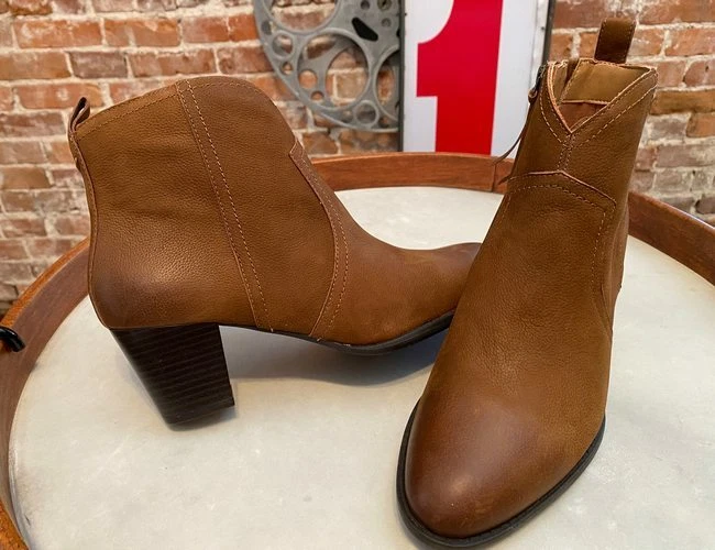 Vionic ankle shop boots