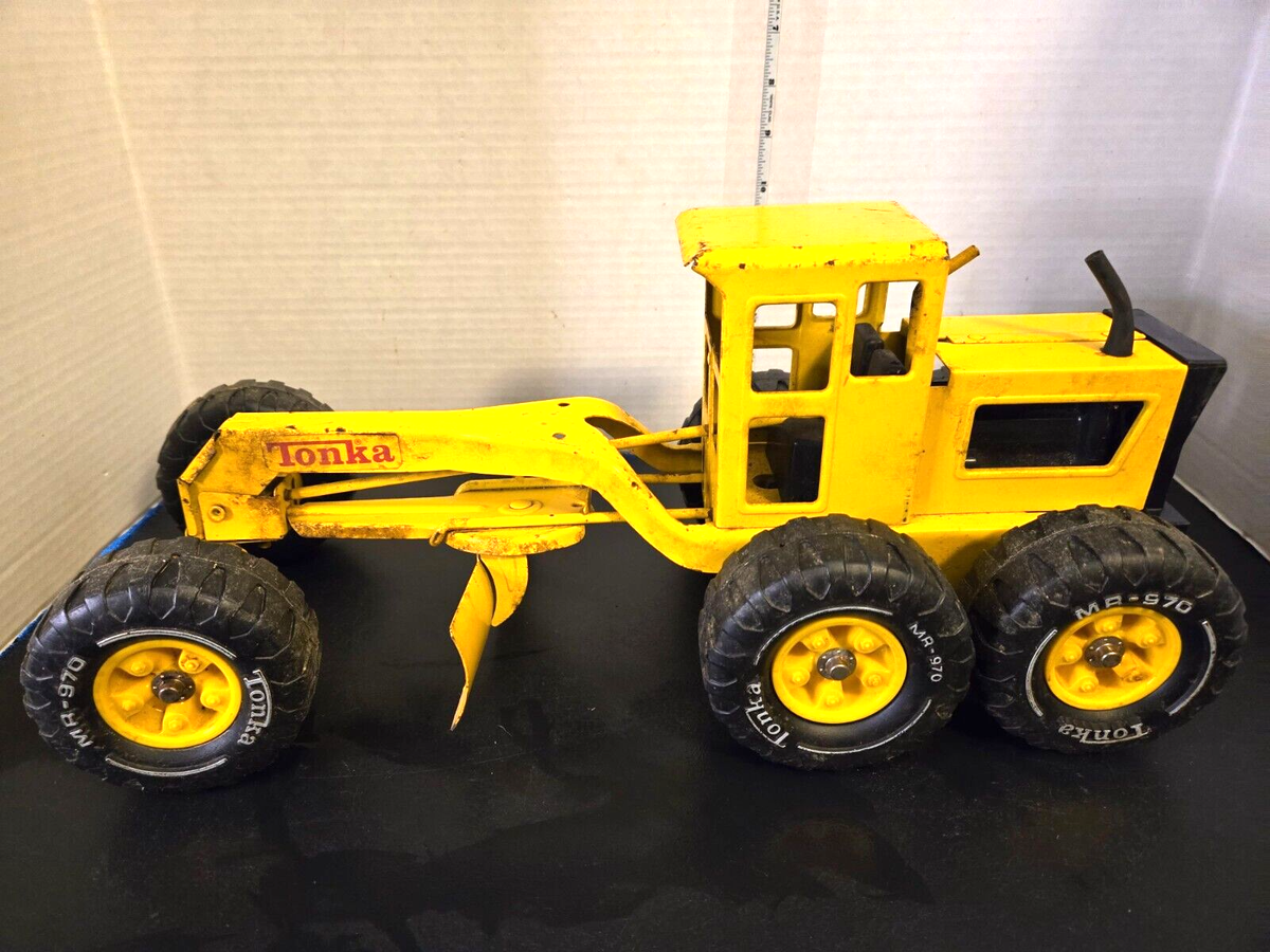 Vintage 70's TONKA MR-970 Road Grader Metal Yellow Construction