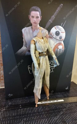 Hot Toys MMS337 Star Wars Disney BB 8 Rey 1/6 Action Figure's body
