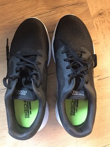skechers gr 42