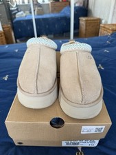 UGG Tazz ll platform slippers in beige size 6 