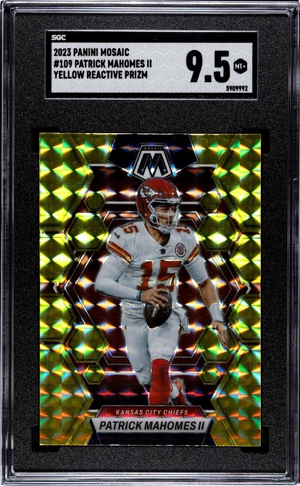 2023 Panini Mosaic - Patrick Mahomes II #109 Reactive Yellow Mosaic Prizm