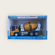 ISUZU GIGA Cement Mixer Truck Toy Japan  Friction Powered Junior Vehicle