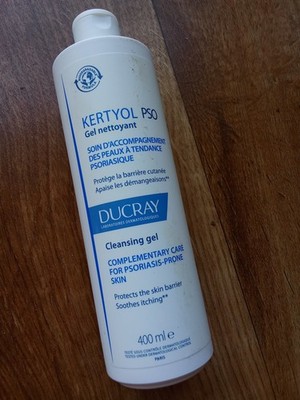 DUCRAY KERTYOL PSO Psoriasis Hautpflege Anti-Kratz Gel Feuchtigkeitsspendend Körper 400ml